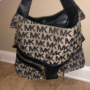 Michael kors SOLD‼️